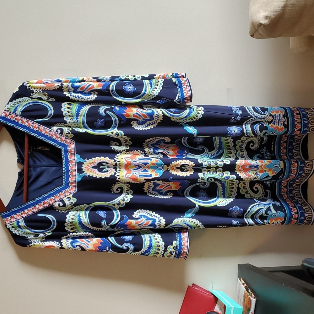 Laundry by Shelli Segal dress